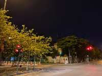 [Ảnh] Có một Hà Nội rất khác sau 20h...