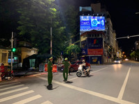 [Ảnh] Có một Hà Nội rất khác sau 20h...