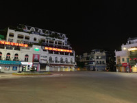 [Ảnh] Có một Hà Nội rất khác sau 20h...