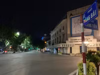 [Ảnh] Có một Hà Nội rất khác sau 20h...