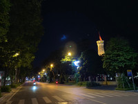 [Ảnh] Có một Hà Nội rất khác sau 20h...