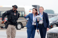 Cận cảnh Đội Mật vụ phản công CAT tinh nhuệ vừa bảo vệ Tổng thống Mỹ thăm Việt Nam