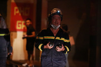 Những hình ảnh lính cứu hỏa Hà Nội bị thương, kiệt sức sau nhiều giờ chữa cháy 