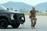 Cận cảnh Đội Mật vụ phản công CAT tinh nhuệ vừa bảo vệ Tổng thống Mỹ thăm Việt Nam