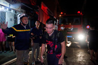 Những hình ảnh lính cứu hỏa Hà Nội bị thương, kiệt sức sau nhiều giờ chữa cháy 