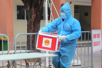 [Ảnh] Chủ động phòng chống dịch Covid-19 trong ngày bầu cử