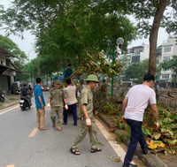 Hà Nội: Lực lượng Bảo vệ an ninh trật tự ở cơ sở sát cánh cùng nhân dân vượt qua khó khăn trong bão lũ
