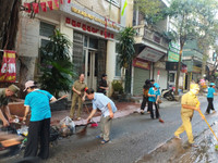 Hà Nội: Lực lượng Bảo vệ an ninh trật tự ở cơ sở sát cánh cùng nhân dân vượt qua khó khăn trong bão lũ