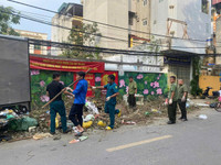 Phường Phúc Xá huy động nhiều lực lượng cùng nhân dân tổng vệ sinh đường phố