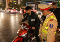 Cận cảnh lực lượng 141 Hà Nội triển khai trấn áp 