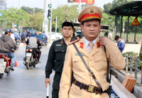 Những hình ảnh Công an Hà Nội ra quân tấn công trấn áp tội phạm dịp Tết Nguyên đán Ất Tỵ 2025