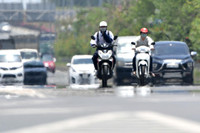 Hà Nội nắng nóng hơn 50 độ C, nền nhiệt ngoài trời như lò nung