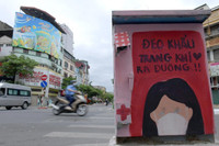 Thông điệp phòng chống Covid-19 qua những... bốt điện