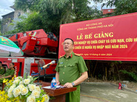 Xem màn phô diễn kỹ năng PCCC&CNCH của các chiến sĩ nghĩa vụ