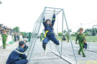 Màn tranh tài cứu người ngoạn mục của Cảnh sát PCCC & CNCH Hà Nội