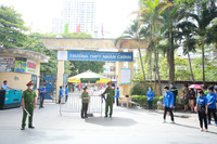 Công an Hà Nội đội nắng đảm bảo ANTT các điểm thi 