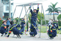 Màn tranh tài cứu người ngoạn mục của Cảnh sát PCCC & CNCH Hà Nội