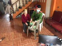 Vượt thôn, xuyên xóm cấp căn cước tận nhà phục vụ người cao tuổi