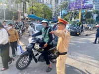 Sẵn sàng ứng trực, đảm bảo trật tự an toàn giao thông cho người dân sau nghỉ lễ