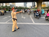 Sẵn sàng ứng trực, đảm bảo trật tự an toàn giao thông cho người dân sau nghỉ lễ