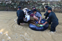 Sáng mãi những hình ảnh người chiến sĩ Công an Thủ đô vì nhân dân phục vụ 