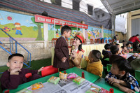 Góp nắng xuân cho trẻ em vùng cao 