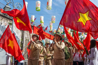 Tái hiện khoảnh khắc hào hùng ngày tiếp quản Thủ đô tại phố cổ Hà Nội