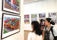  Trưng bày 70 tác phẩm ảnh “Hà Nội phát triển, đổi mới, hội nhập”