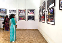  Trưng bày 70 tác phẩm ảnh “Hà Nội phát triển, đổi mới, hội nhập”