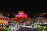 Ấn tượng đêm khai mạc Lễ hội Áo dài du lịch Hà Nội 2024