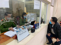 [Ảnh] Xúc động hình ảnh lực lượng Công an ngày đêm cấp căn cước gắn chíp cho nhân dân