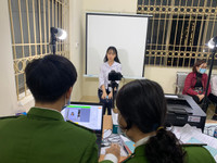 [Ảnh] Xúc động hình ảnh lực lượng Công an ngày đêm cấp căn cước gắn chíp cho nhân dân