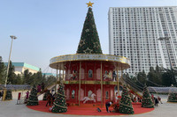 Không khí Giáng sinh ngập tràn Hà Nội