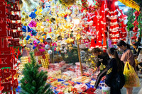 Không khí Giáng sinh ngập tràn Hà Nội