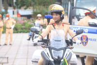 Những nữ cảnh sát giao thông xinh đẹp sẽ dẫn đoàn, phục vụ Đại hội Đảng