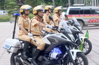 Những nữ cảnh sát giao thông xinh đẹp sẽ dẫn đoàn, phục vụ Đại hội Đảng