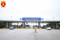 Xem 'siêu' camera tóm trúng phương tiện vi phạm giao thông 