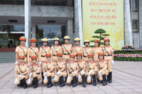 Những nữ cảnh sát giao thông xinh đẹp sẽ dẫn đoàn, phục vụ Đại hội Đảng