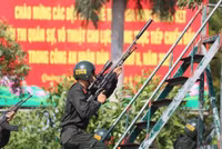 Mãn nhãn những pha biểu diễn võ thuật của Cảnh sát cơ động