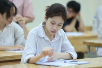 Những hình ảnh nghiêm ngặt trong phòng thi tốt nghiệp THPT 2023