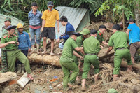Lực lượng công an nỗ lực tìm kiếm, cứu nạn người mất tích bằng đường thủy