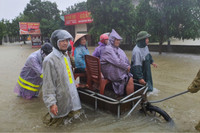 Điểm tựa của người dân vùng lũ