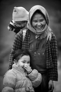 Ngắm 30 tác phẩm về tình mẫu tử của phụ nữ Việt Nam qua triển lãm ảnh 