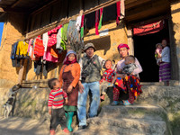 Ngắm 30 tác phẩm về tình mẫu tử của phụ nữ Việt Nam qua triển lãm ảnh 