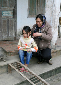 Ngắm 30 tác phẩm về tình mẫu tử của phụ nữ Việt Nam qua triển lãm ảnh 