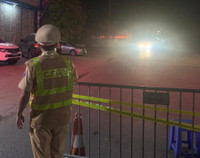 [Ảnh] 'Sắc nắng' trắng đêm bám chốt, ngăn Covid-19 xâm nhập