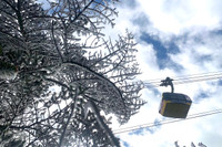 Cận cảnh đỉnh Fansipan huyền ảo trong băng tuyết 