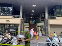 [Ảnh] Phong tỏa tạm thời ngân hàng Vietinbank 25 Lý Thường Kiệt