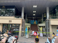 [Ảnh] Phong tỏa tạm thời ngân hàng Vietinbank 25 Lý Thường Kiệt