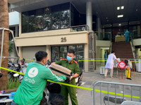 [Ảnh] Phong tỏa tạm thời ngân hàng Vietinbank 25 Lý Thường Kiệt